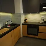 Warsaw Stay Apartment شقة