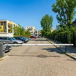 شقة Warsaw Stay Apartment *