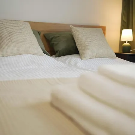 Warsaw Stay Apartment דירה *